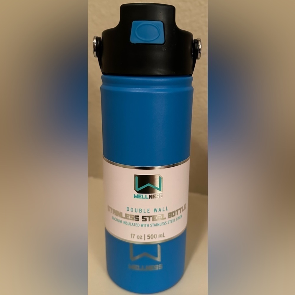 Wellness Double Wall Stainless Steel Bottle 17 oz. Blue w/black cap